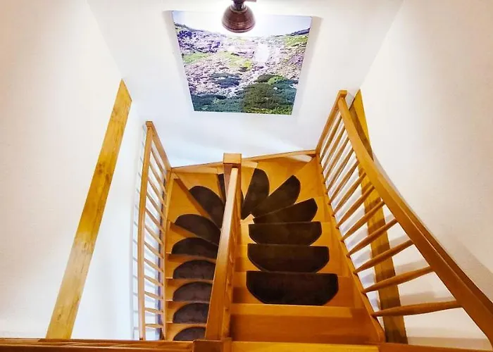 Cesky Stit Vysoke Tatry Шале *