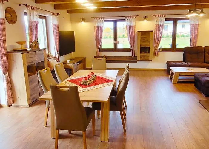 Cesky Stit Vysoke Tatry Шале *